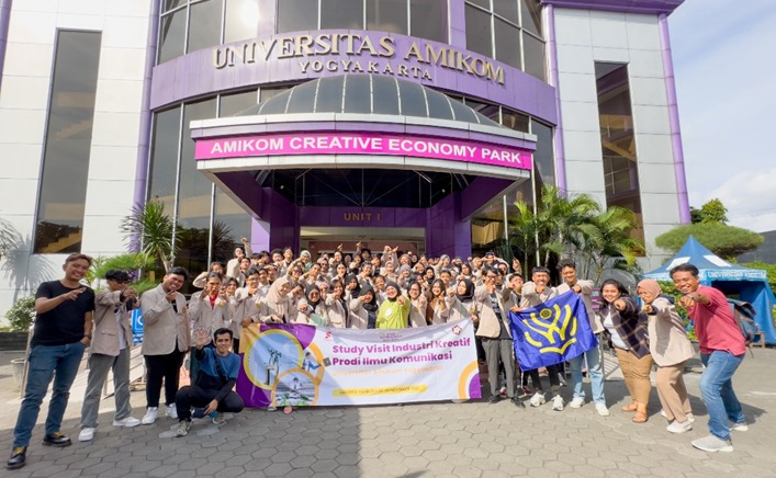 PRODI KOMUNIKASI IMPLEMENTASIKAN PROGRAM MBKM MELALUI PROGRAM KUNJUNGAN INDUSTRI